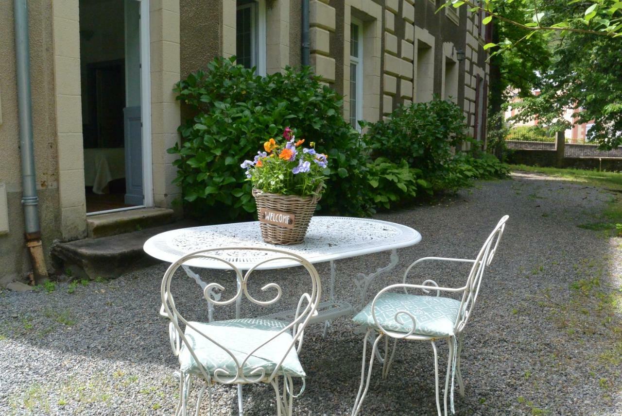 Chambres D'Hotes Chateau De Viviez Dış mekan fotoğraf